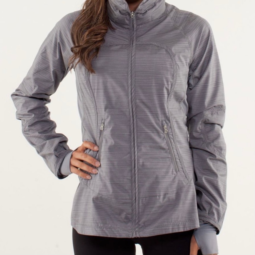 Lululemon Run Make A Break Jacket Fossil Color 8